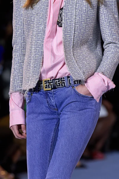 Look 38
